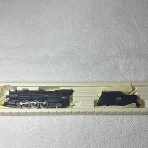 AHM Chicago & Northwestern Line 4-6-2 Heavy Pacific HO Scale Steam Locomotive